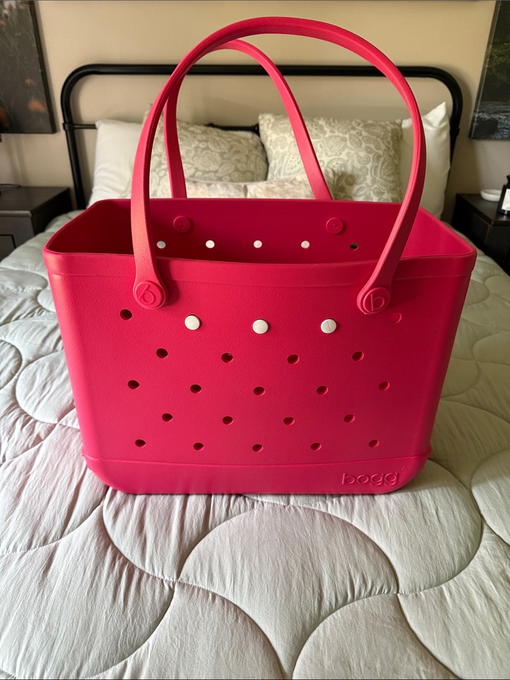 Large Bogg Bag- Raspberry